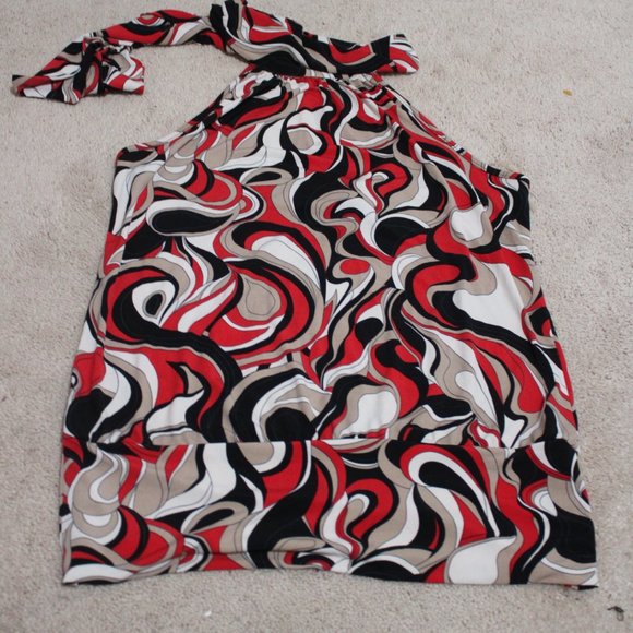 Lots of Love Pullover Halter Top - Picture 2 of 12